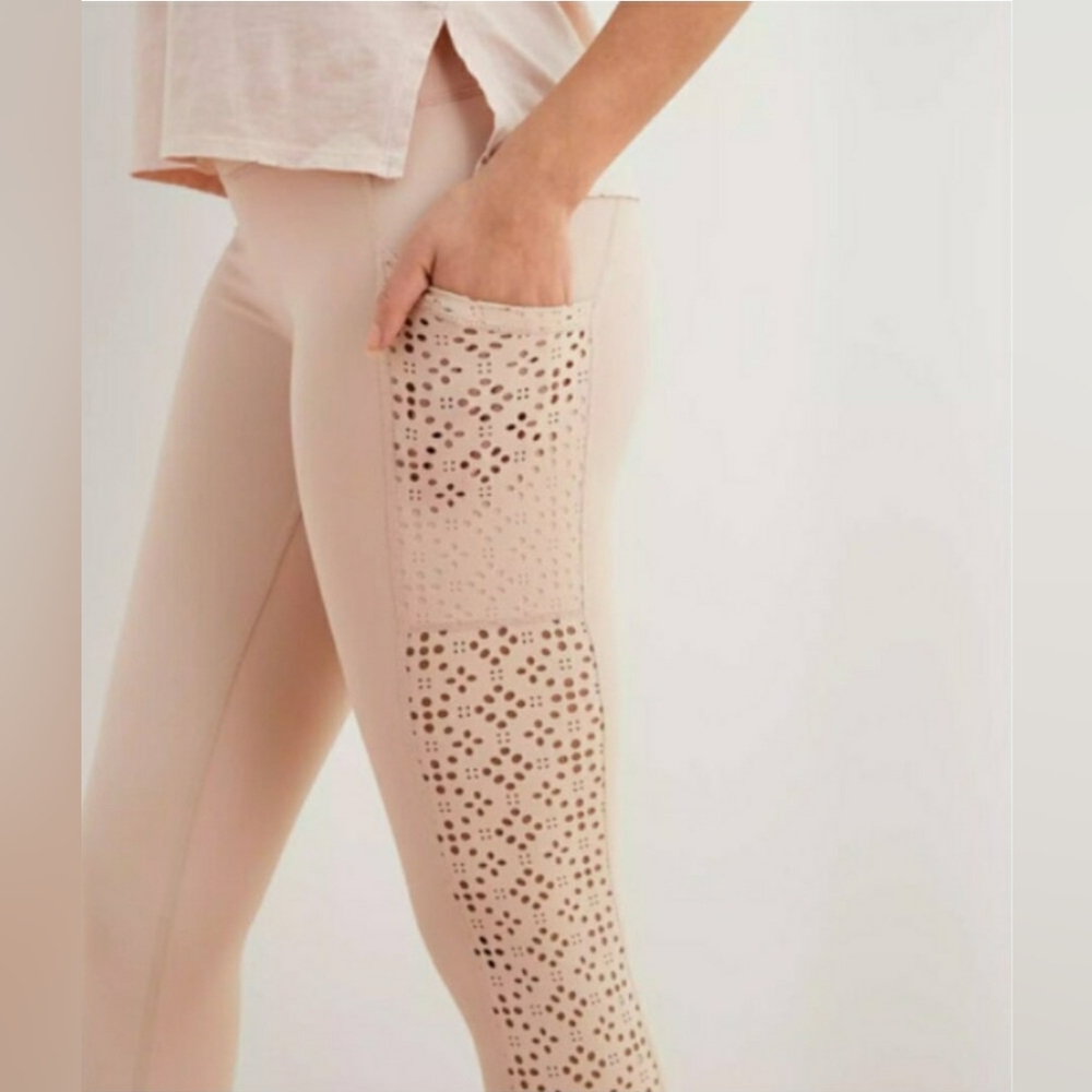 Aerie Beige Lasercut Panel Leggings